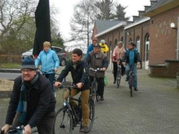 De trage weg van de Regimentsberg via de Chirojongens lokalen en