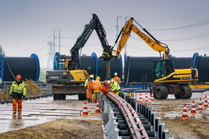 Randstad 380 kv Noording Het schiet op tussen Beverwijk en Vijfhuizen TenneT is al een