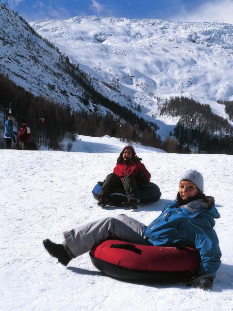 Sportief, ook zonder ski s Wat ook vaak onbesproken blijft is het feit dat het Saasdal ook voor niet-skiërs een goede bestemming is. Het barst er namelijk van de alternatieven.