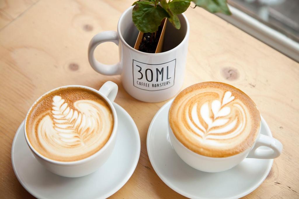 Koffiebranche Wij zien de koffiebranche en daghoreca veranderen in onze stad Utrecht maar ook hier buiten.