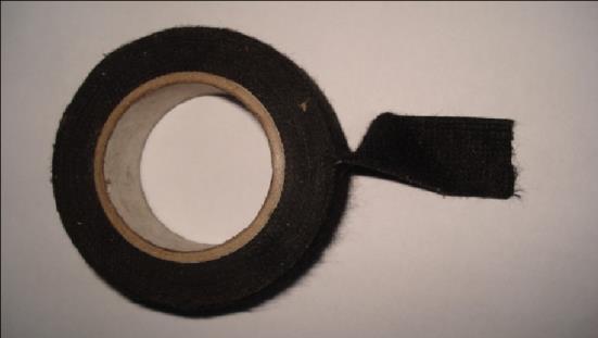 PVC gaine. De gaine is een dunwandige zwarte kunststof darm, verkrijgbaar in verschillende diameters aan de lopende meter.