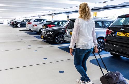 P6 Valet Parking (nieuw!) Vanaf 3 dagen parkeren. Reserveren nodig.