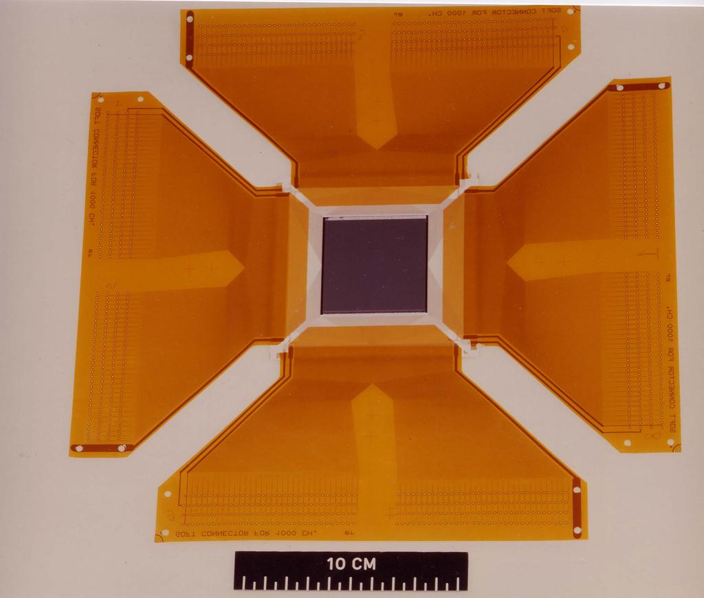 x 50 µm pitch 1982 CERN 1 x