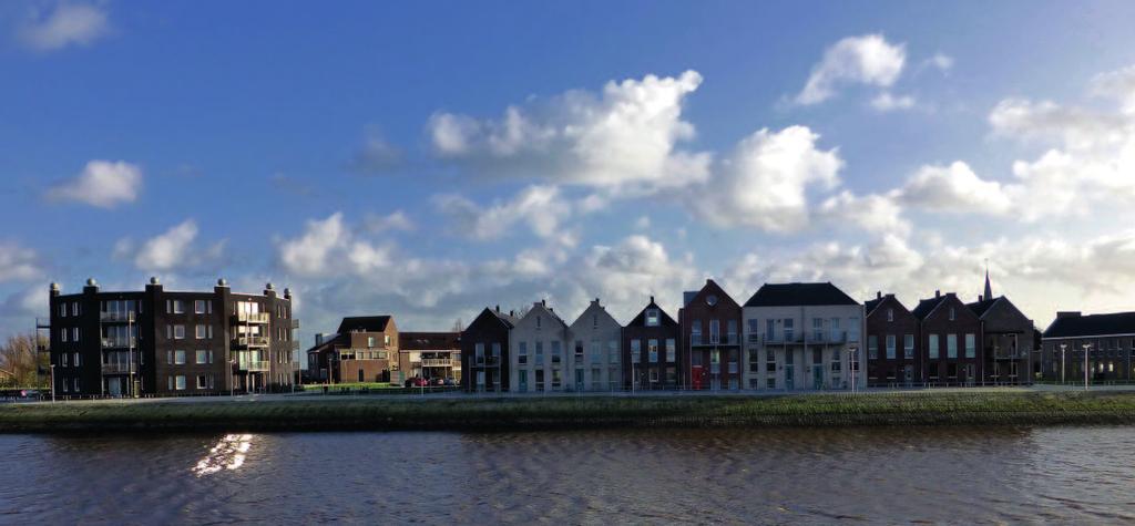 De Zellingwijk De Zellingwijk is een woonwijk in Gouderak, gebouwd op een van de zellingen aan de Hollandsche IJssel. De Hollandsche IJssel is een getijderivier.