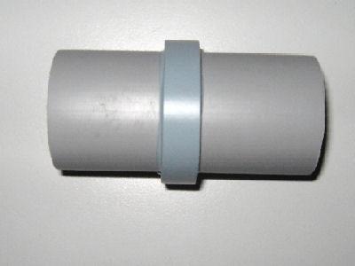 50, 75 of 100 mm met flexibele slang aangesloten worden.