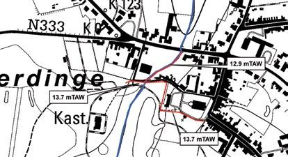 Figuur 6-6: Situering van het traject van de dijken (rode lijn) ter hoogte van de Bollemeerstraat te Elverdinge in het modelgebied van de Kemmelbeek Dijk Vlamertinge Ook in het centrum van