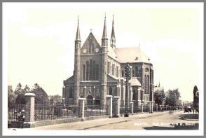 15. H.Hartkerk In 1898 werd besloten in Boxtel een tweede katholieke kerk te bouwen; de Sint-Petruskerk was de eerste en honderden jaren de enige.