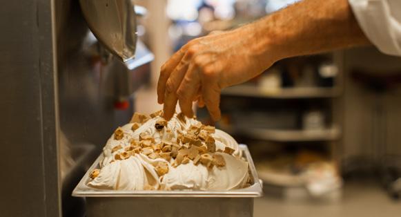 Fresh ice cream is made daily with the best ingredients and with love and passion.