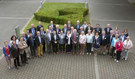 groepsfoto van de nieuwe deelnemers aan het Burgemeestersconvenant Het burgemeestersconvenant laat ook de mogelijkheid om intergemeentelijk samen te werken.