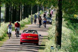 Zaken zoals toename van het autoverkeer en nieuwe ruimtelijke ontwikkelingen hebben mogelijk een negatieve invloed op de verkeersveiligheid.