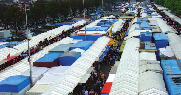 Voortgang Haagse Mart De Haagse Mart krijgt de komende jaren een nieuwe impuls, onder meer op het gebied van veiligheid. Het bewaken van de Mart door beveiligingspersoneel is inmiddels gestart.