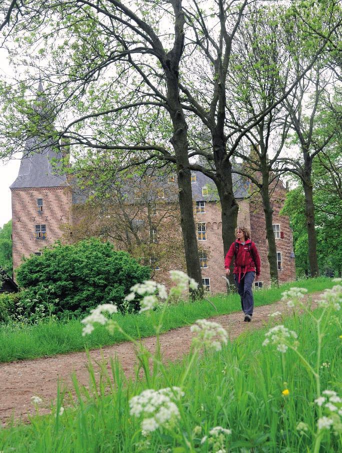 Praktische informatie bij het artikel Weekendje Weg, Langs bunkers, kazematten en een bloedmooi kasteel (tussen Rhenen, Veenendaal en ), Op Pad 5-2010.