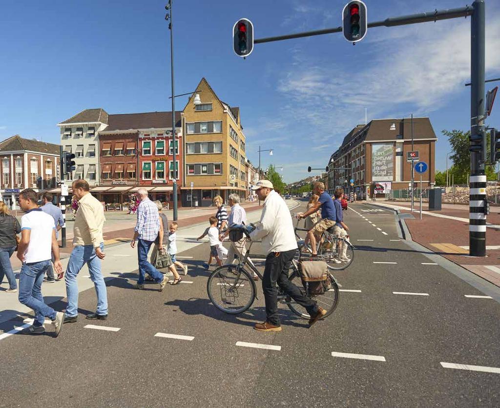 3.3 Krachten bundelen op duurzame bereikbaarheid In 2030 is de binnenstad van Roermond goed bereikbaar voor bezoekers en bewoners.