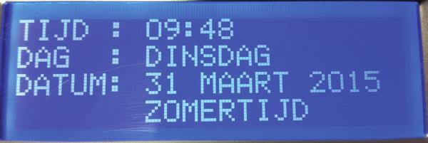 Annuleer: Terug naar de alarmpagina zonder wijzigingen Ga terug naar het instellingen menu met de pijl naar links. 4.2 Tijd aanpassen (indien gewenst): Indien nodig kan de tijd aangepast worden.