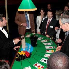 De deelnemers worden verdeeld in teams waarin ieder lid een rol te spelen heeft. Alle streken zijn toegestaan dankzij de medeplichtigheid van een bedrieger, een zakkenroller en een goochelaar.