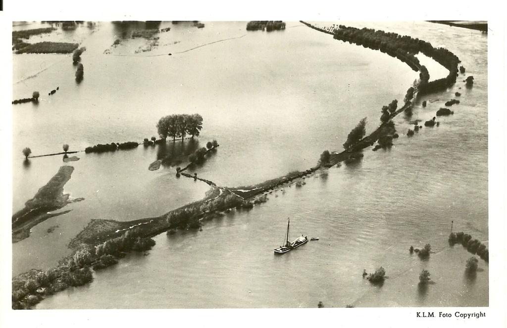 De (Gelderse) IJssel De IJssel (of Gelderse IJssel), om verwarring te voorkomen met de Hollandsche IJssel is zoals eerder vermeld een aftakking van de Rijn.