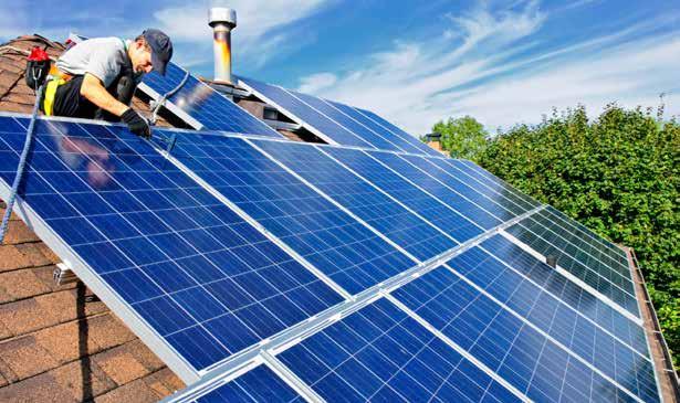JAARGANG 2, AUGUSTUS 2017 Zonne-energie voor iedereen De gemeente Ridderkerk hoopt dat meer ondernemers, bewoners, scholen, verenigingen en andere organisaties voor zonne-energie kiezen.