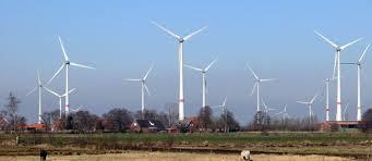 11 Hernieuwbaar in Duitsland - Spectaculaire groei zon en wind - Opgesteld vermogen zon+wind boven 300% in sommige regio s - Prijsdaling veel sneller dan verwacht - Feed-in systeem essentieel >>