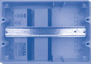 Groot L-ijzer Batterij Klein L-ijzer Figuur 6 : bevestiging van een batterij Plaatsing van meerdere batterijen Plaats de batterijen op de