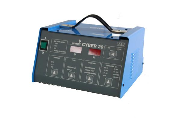 cycle-wet-gel-agm batterijen / Pour batteries deep cycle WET-GEL-AGM MF 460 W monofasig 230 V / 460 W monophasé 230 V Laadstroom 10