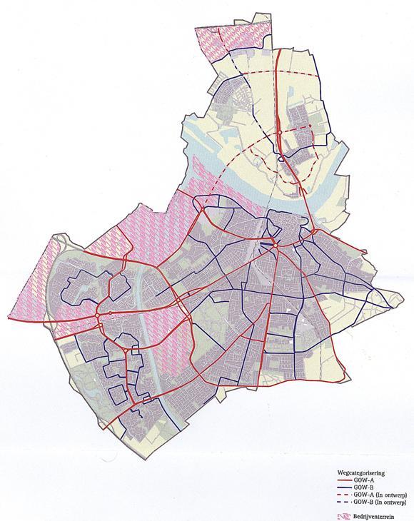 Stedelijke verkeersstructuur In variant 2 is sprake van: - een afname van verkeer op de Weurtseweg, de Energieweg en de Industrieweg richting Weurt; - een toename van verkeer op andere routes in
