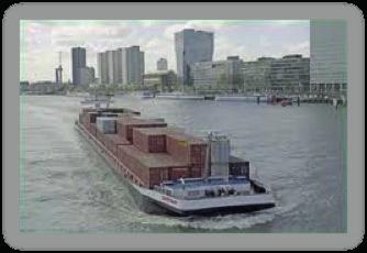 Er waren twee plenaire presentaties: Het Havenbedrijf Rotterdam: over het meerlaags leggen van buisleidingen, wat als je echt geen ruimte meer hebt?