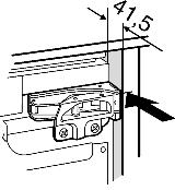 Inbouw Nishoogte A Hoogte van de meubelsokkelplaat B Meubeldeurhoogte C Plinthoogte van de meubelsokkelplaat D 820 mm 100 mm 716 mm 100 mm 820 mm 170 mm 646 mm 100 mm 870 mm 150 mm 716 mm 150 mm 870