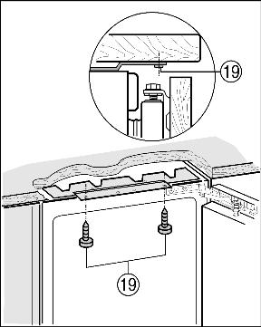 u Sokkelplaat weer terugplaatsen en zover naar voren trekken, dat de voorkant van het ventilatierooster en de meubelsokkelplaat één lijn vormen! Fig.