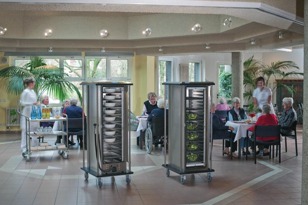 Maaltijden klaarzetten, op temperatuur houden en precies op tijd presenteren aan de bewoners van een verzorgingstehuis, dat wordt eenvoudig met de Köhler banketwagens van HUPF.