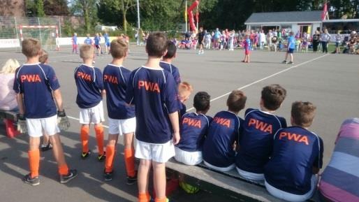 Dit jaar doen we met 2 teams uit groep 5, 2 teams uit groep 6, 1 team uit groep 7 en een team uit groep 8 mee.