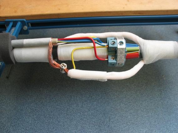 6. MONTAGEVOORSCHRIFT AFTAKMOF 4x150Al / 4x10Cu Stap 1 Voor aanvang werkzaamheden onder spanning zie de daarvoor opgestelde werkinstructies.