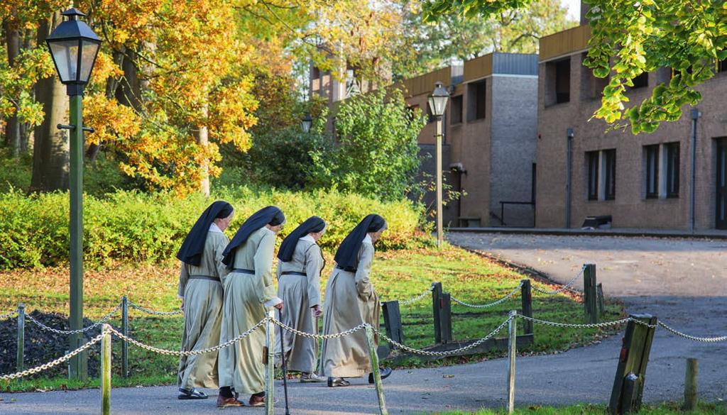 38 Ieder klooster van het Heilig Graf moet een bijzondere rustplaats van Christus worden, waaruit Hij telkens weer kan opstaan en zijn Liefde en Macht over de wereld spreiden.