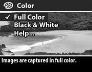 Color (Kleur) Met deze instelling bepaalt u of u foto's in kleur of in zwart-wit neemt. 1 Selecteer Color (Kleur) in het menu Capture (Vastleggen).