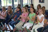 (+) Klarinet clinics In de maand mei heeft het HMC in samenwerking met Kunstkwartier Helmond/Geldrop klarinet clinics georganiseerd op