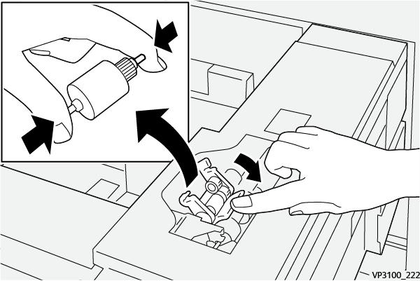 Onderhoud a) Verwijder de stootrol door met een hand op het zwarte lipje te drukken (daardoor komt de rol naar boven) en de metalen