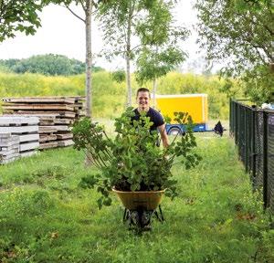 ANIMAL Outdoor Groene ruimte Kijk op een mooie zomerdag om je heen en je ziet héél Nederland naar buiten trekken. Overal genieten mensen van mooie groene ruimte.