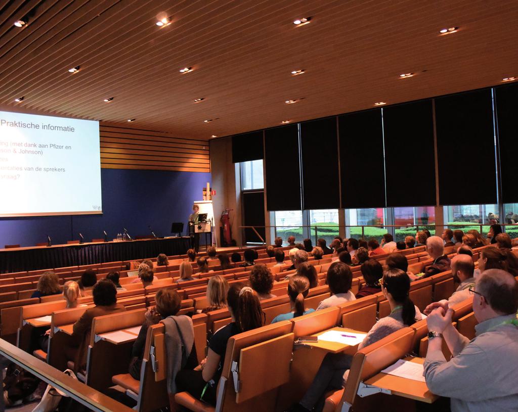 TABAKS- PREVENTIE Permanente Vorming Tabakologie en Rookstopbegeleiding Sinds 2002 organiseert de VRGT, in samenwerking met de vier Vlaamse universiteiten, de permanente vorming Tabakologie en