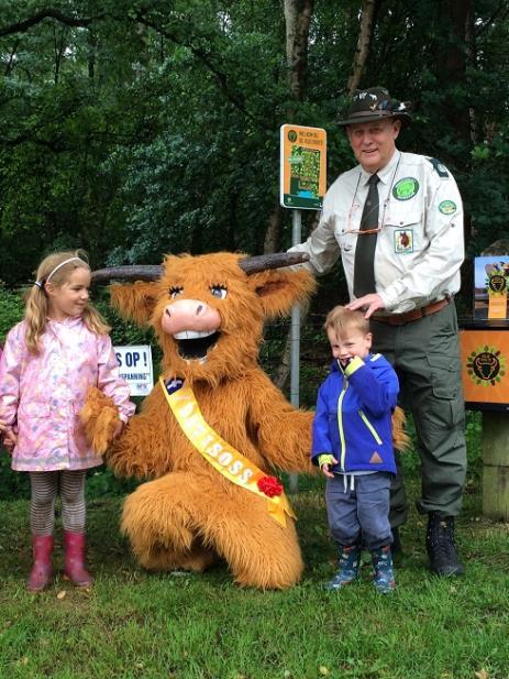 Wandel mee met Osje en Boswachter Willie Op woensdag 14 juni, tijdens de Week van de natuur, kun je samen met Osje en Boswachter Willie de Osje Route lopen.