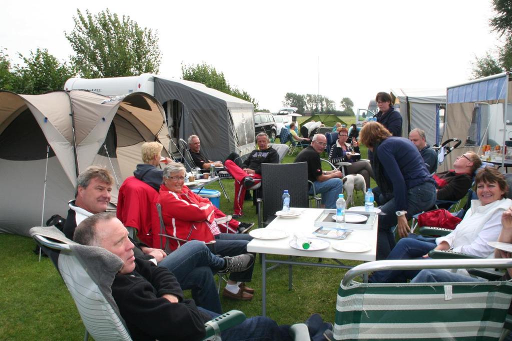 Duikweekend Ellemeet Door: Jan Vermeeren We hebben de camping 't Oefje weer vastliggen voor het duikweekend van 11 tot 13 September 2015. Na een jaar afwezig op de camping zijn we weer terug.