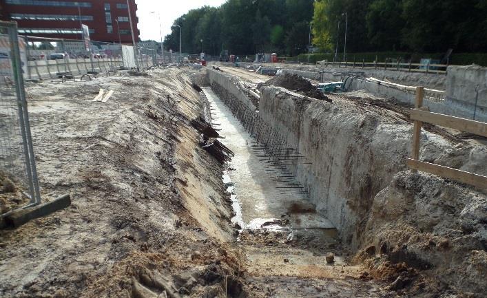 Overcingeltunnel BAM Infra werkt op dit moment aan de voorbereidingen voor het dek op het nieuwe tunneldeel.