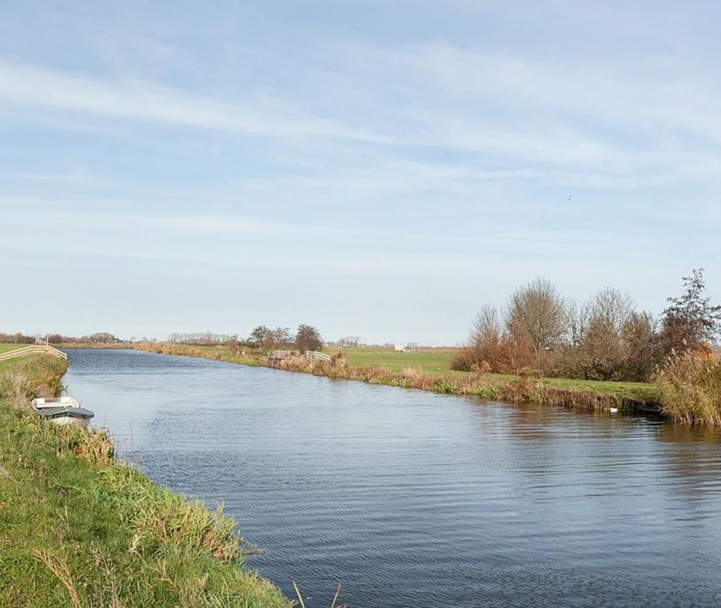 Samen met de eigenaar van de woning hebben wij deze brochure zorgvuldig voor u samengesteld, zodat u zich uitgebreid kunt verdiepen in alle mogelijkheden die de woning biedt. Is er voldoende ruimte?