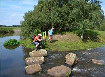 Bijlage - PS2013-797 brochure extra natuurprojecten 2013 4 Westerwolde Leefbaar groen voor mens en dier Waar in Nederland vind je nog een beek, die vrijwel ononderbroken in zee uitkomt?