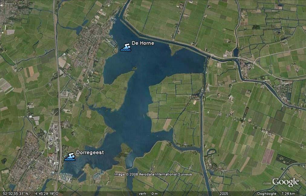 Figuur 2-4 : Luchtfoto Alkmaardermeer en twee zwemwaterlocaties: locatie de Hoorne (001008) en locatie Dorregeest (001010) Figuur 2-5a : Luchtfoto locatie de Hoorne