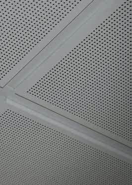 Bandrastersysteem Metalen plafonds zijn al tientallen jaren een vast onderdeel van de wereld van modulaire plafonds.