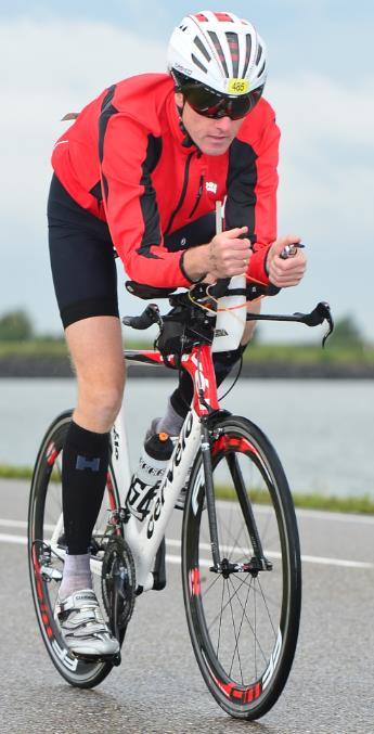 360-sporter in beeld: Wim Nicque If you can dream it, you can do it. De slogan van de triatlon van Almere is Wim Nicque, onze sporter in beeld van deze maand, op het lijf geschreven.
