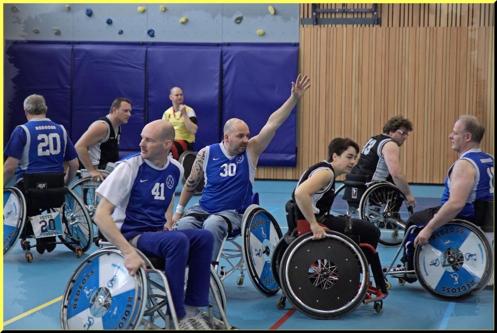 weggegeven. Redeoss begon goed en heeft 0-6 voor gestaan tot de 8st minuut.