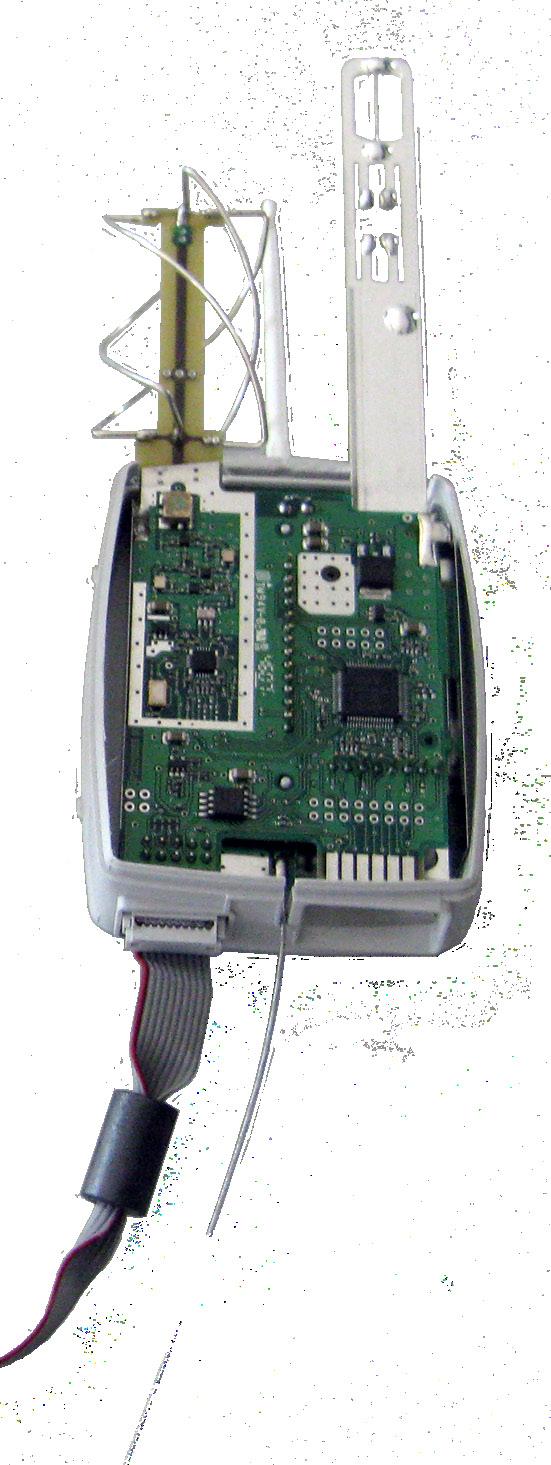 Techniek De radiosonde bevat drie sensoren: een barometer voor het meten van de luchtdruk een temperatuursensor een condensator voor het meten van de relatieve vochtigheid Luchtdruk, temperatuur en