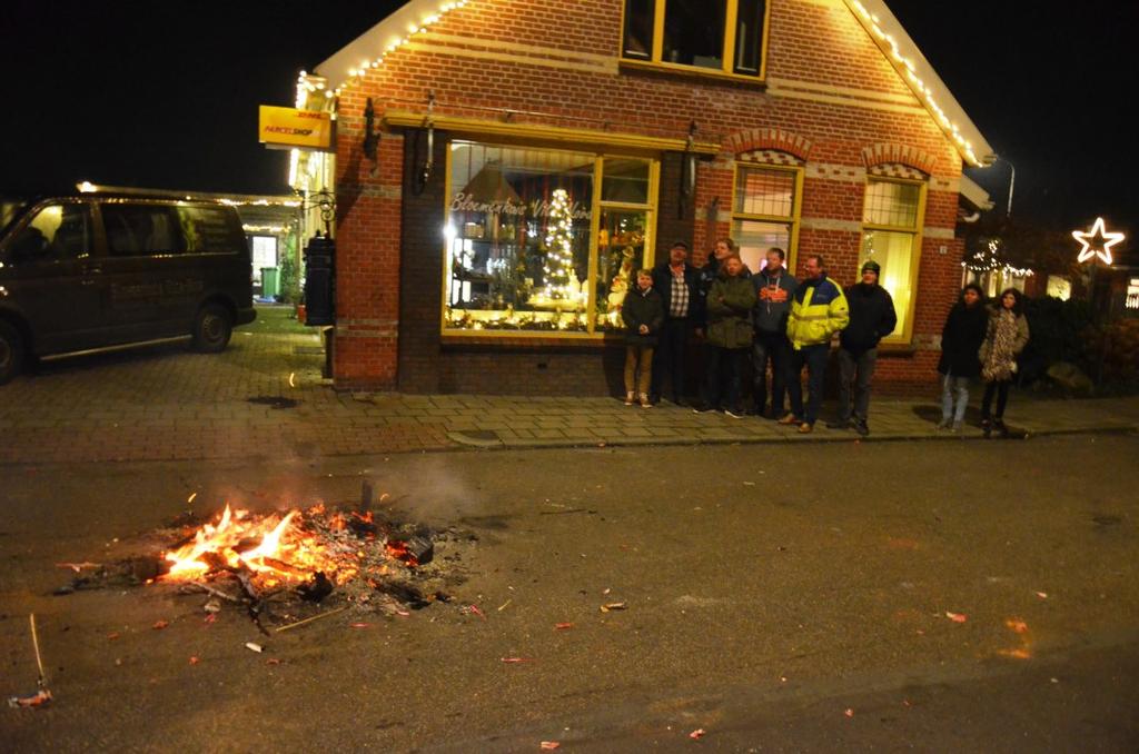 In Wagenborgen waren meerdere kleine brandjes: op de kruising van de Kosterij/G.Boelmanweg en de kruising van de G.