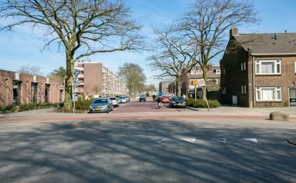 dubbel glas. - Zonnige doorzon woonkamer. - Twee ruime slaapkamers van ca. 10 en 9m2. - Actieve VvE beheert door een externe organisatie VVE Metea.