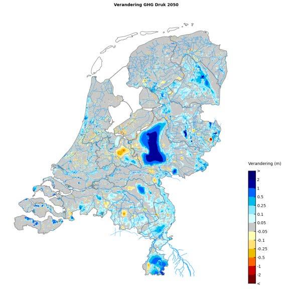 Minder grote daling van de GLG in peil gestuurd gebied, Zeeland en het Noord en oostelijk zandgebied als gevolg van het W H scenario dan in het W+ scenario (enkele decimeters verschil).